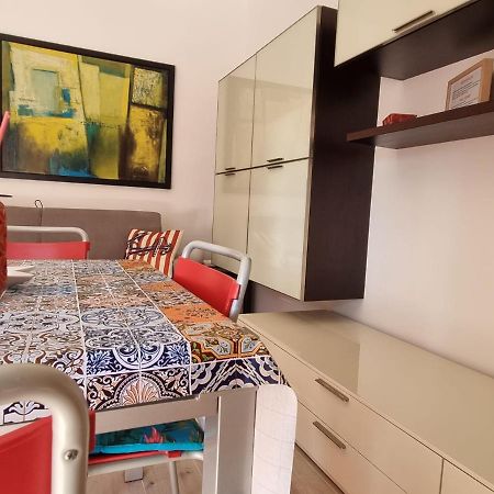 Sea View Apartment With Swimming Pool Lido di Jesolo Kültér fotó